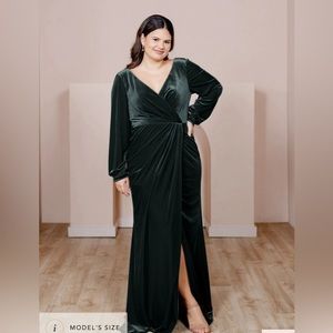 Vera Velvet Dress Classic Emerald size 18